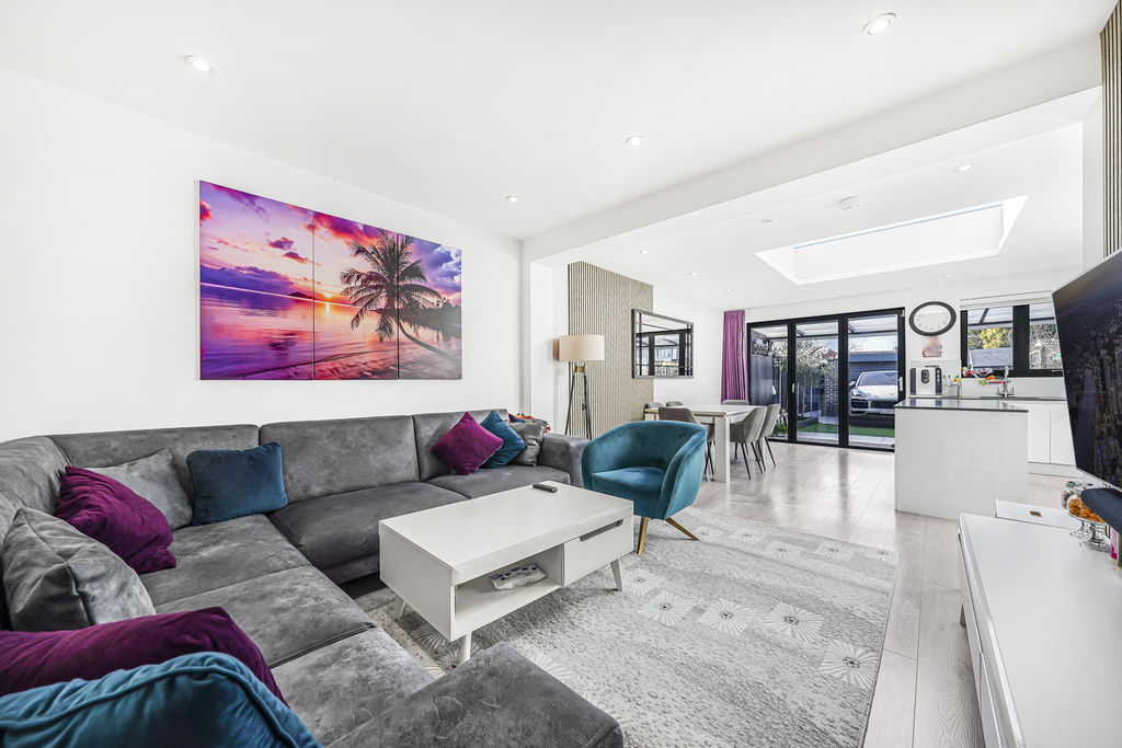 Photo 8- click for photo gallery